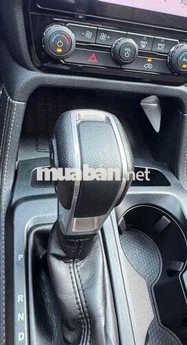 CẦN BÁN XE FORD EVERETS SPORT XS2025.12000KM