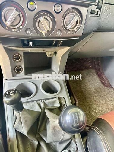 Ford ranger 2 cầu số sàn bản đủ XLT