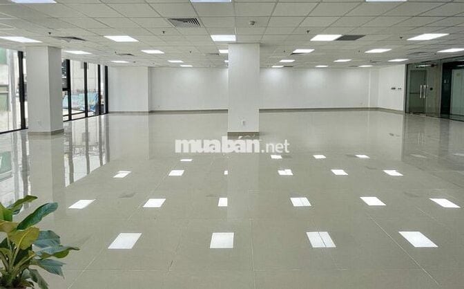 Văn Phòng Gần Sân Bay 32,8tr/tháng, Không Cấm Dừng Đỗ Xe