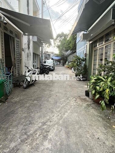 GIẢM 1 TỶ BÁN NHANH NHÀ C4 NGAY TRUNG TÂM THỦ ĐỨC -130M2(5*26) 7.8 TỶ