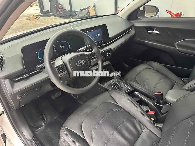 Hyundai Accent 2024 AT