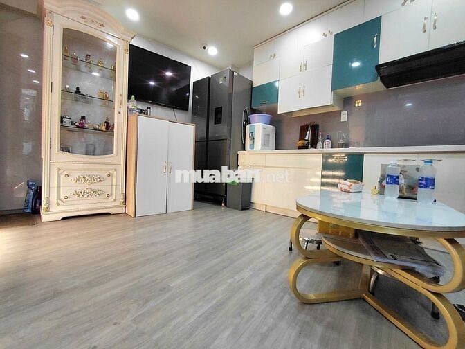 BÁN NHÀ HẺM XE TẢI ĐÔNG HỒ P.8 TÂN BÌNH 6,15M X 5,2M GIÁ 6.5 TỶ TL