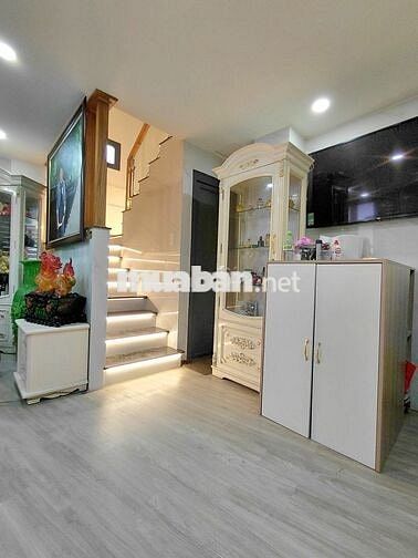 BÁN NHÀ HẺM XE TẢI ĐÔNG HỒ P.8 TÂN BÌNH 6,15M X 5,2M GIÁ 6.5 TỶ TL