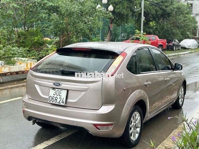 ford focus 2009 số tự động