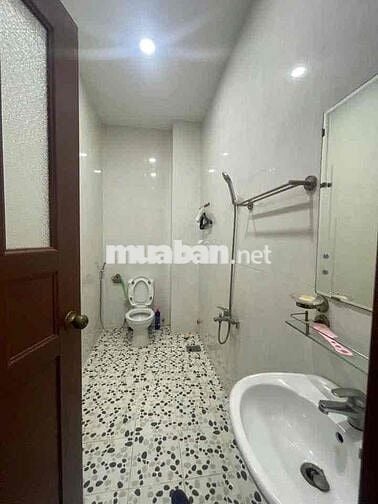 NHÀ MẶT TIỀN KINH DOANH - NGANG LỚN 5M *20M - NHÀ MỚI - ĐƯỜNG NHỰA 10M