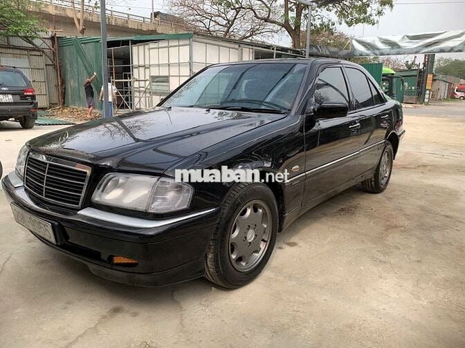 Mercedes Benz C Class 1999  - 250000 km
