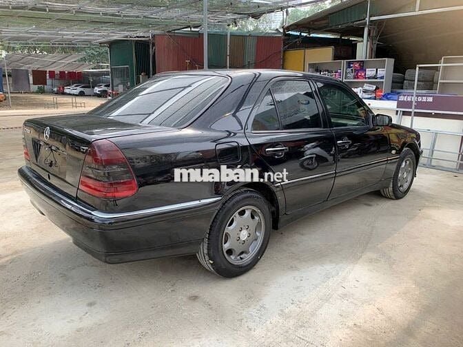 Mercedes Benz C Class 1999  - 250000 km