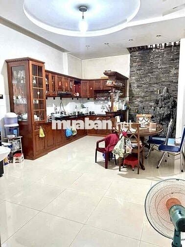 Mặt tiền Chợ Lớn- Trung tâm Bình Phú - Kinh doanh đa ngành nghề