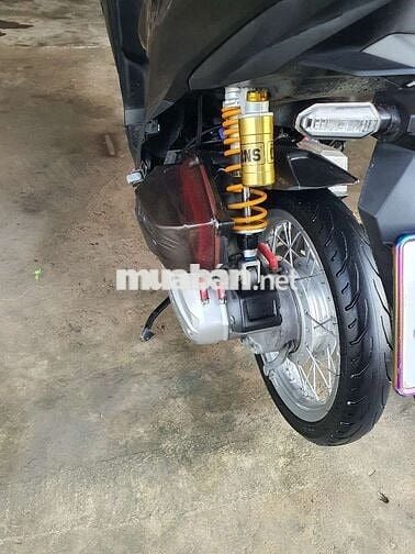 Vario 125 năm 2022 đen