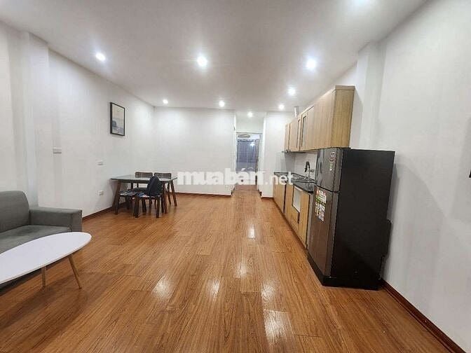 Cho thuê căn hộ 1 ngủ 1 khách ngõ 31 xuân diệu .tây hồ .hà nội