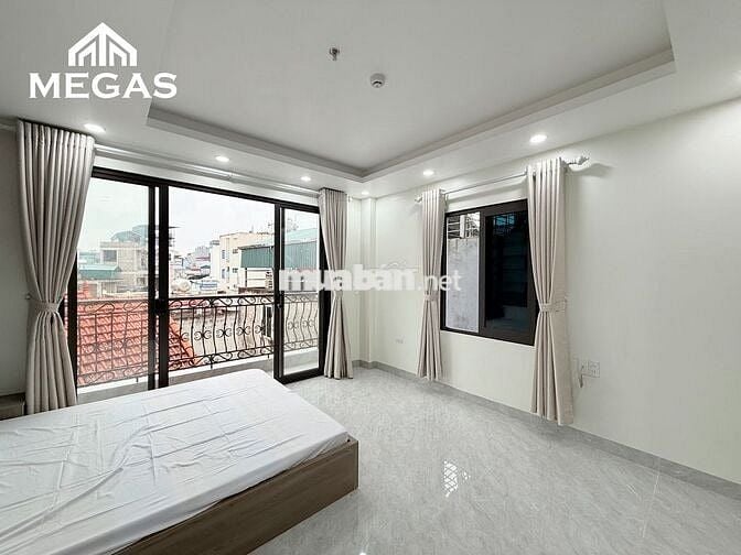 CĂN HỘ STUDIO BAN CÔNGTHOÁNG NGAY NGOẠI GIAO ĐOÀN - STARLAKE TÂY HỒ