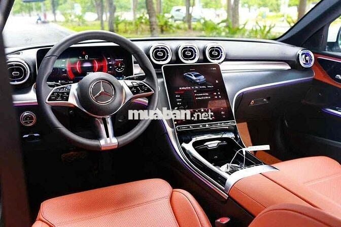 Mercedes Benz C Class 2025 C200 Avantgarde - 25 km