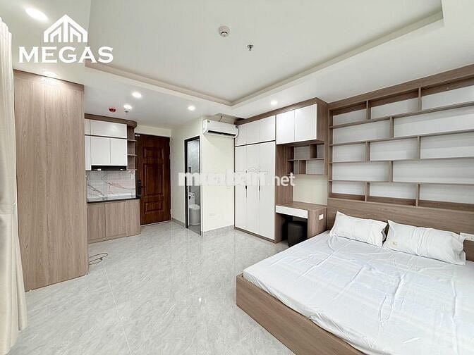 CĂN HỘ STUDIO BAN CÔNGTHOÁNG NGAY NGOẠI GIAO ĐOÀN - STARLAKE TÂY HỒ