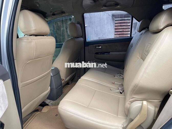 Toyota Fortuner 2013 2.5G 4x2 - 131000 km