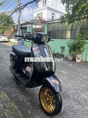 thanh lý vespa đèn vuông 2012 kiểng đẹp giá tốt