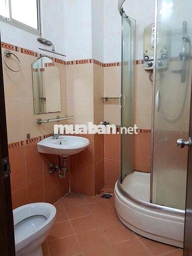 Cho thuê nhà làm CHDV 9PN 9WC - hẻm xe tải Nguyễn Hữu Cảnh - Bình Thạn