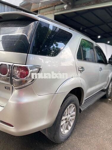 Toyota Fortuner 2013 2.5G 4x2 - 131000 km