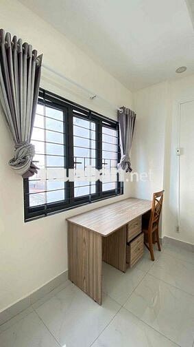 Căn Hộ 1PN Tách Bếp Ban Công Full Nội Thất Giá Rẻ Gần Chợ 200 Quận 4
