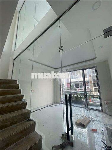 Mình bán nhà đẹp giá rẻ hẻm xe hơi Lê Văn Sỹ