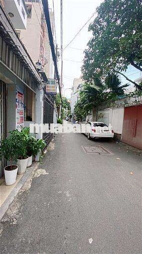 Mình bán nhà đẹp giá rẻ hẻm xe hơi Lê Văn Sỹ