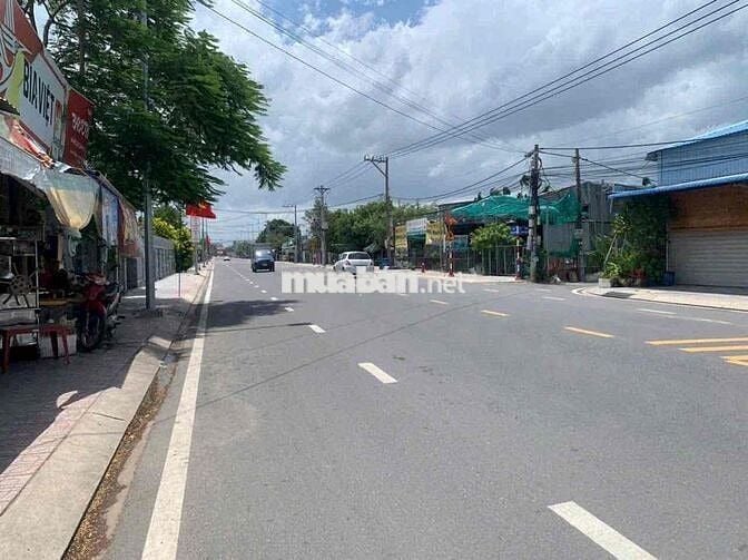 Nguồn thơm đất mặt tiền đường nhựa Hồ Văn Mên Tp Thuận An ( cũ ) nay l