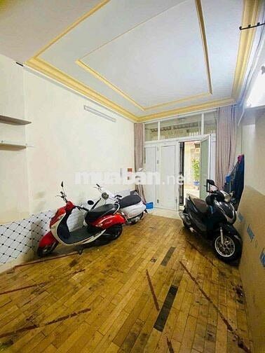 Phú Nhuận, Nhà 50m2, 4 tầng 7PN dòng tiền ~40tr, hẻm 6m Huỳnh Văn Bánh