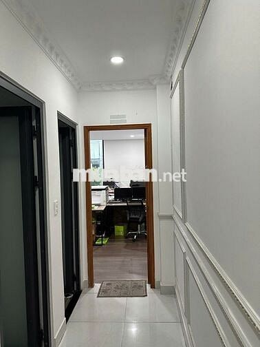 Tòa nhà 8 tầng MT Nguyễn Văn Trỗi, P. Nhuận - 29,9 tỷ - HH 1%