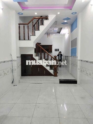 7tr nhà dt 4❌11 trệt+3 lầu đúc 4pn3wc đường số 4 bhhB BT cũ.