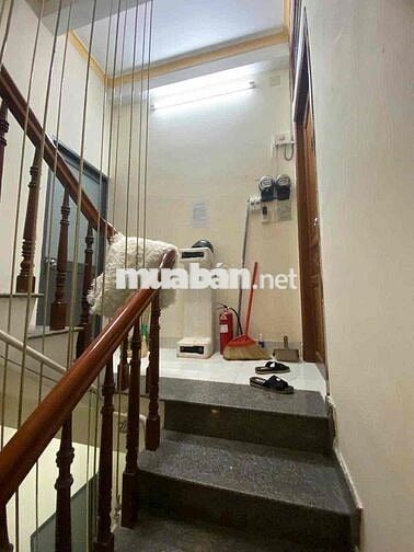 Phú Nhuận, Nhà 50m2, 4 tầng 7PN dòng tiền ~40tr, hẻm 6m Huỳnh Văn Bánh