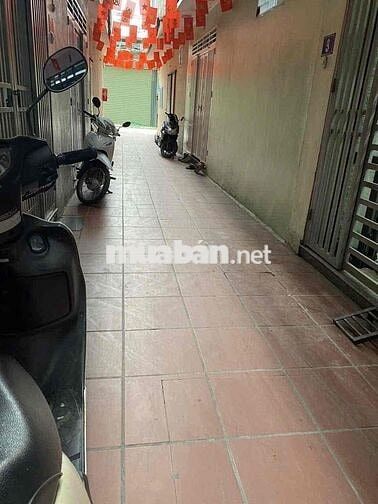 CHO THUÊ NHÀ BÁT KHỐI - TƯ ĐÌNH 5 TẦNG. 3PN. FULL NỘI THẤT. Ở NGAY