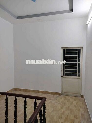 7tr nhà dt 4❌11 trệt+3 lầu đúc 4pn3wc đường số 4 bhhB BT cũ.