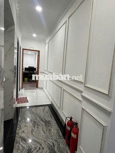 Tòa nhà 8 tầng MT Nguyễn Văn Trỗi, P. Nhuận - 29,9 tỷ - HH 1%