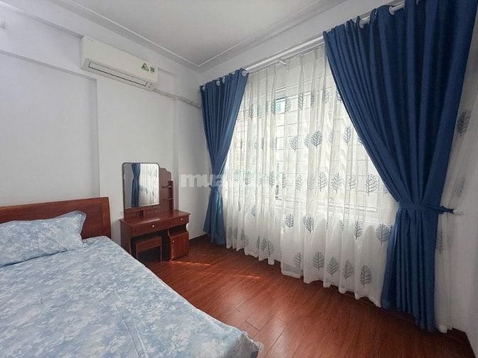 Căn hộ thiết kế 3 phòng ngủ, 70m2,giá 4,8ty, full đồ, tòa HUD Linh Đà