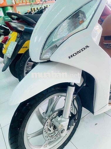 Honda Vision 2014 chính chủ đi ít