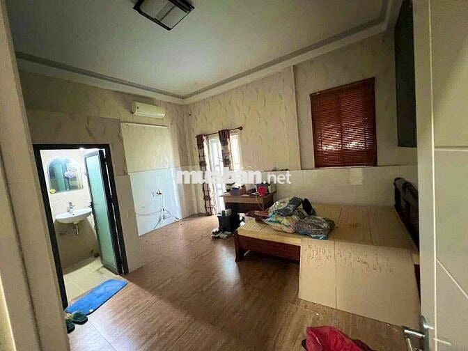 Cho thuê Kho + nhà mặt tiền kinh doanh gần chợ Cầu 10x50 m