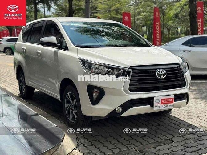 INNOVA 2.0E SỐ SÀN 2023 SIÊU LƯỚT 9.000 km