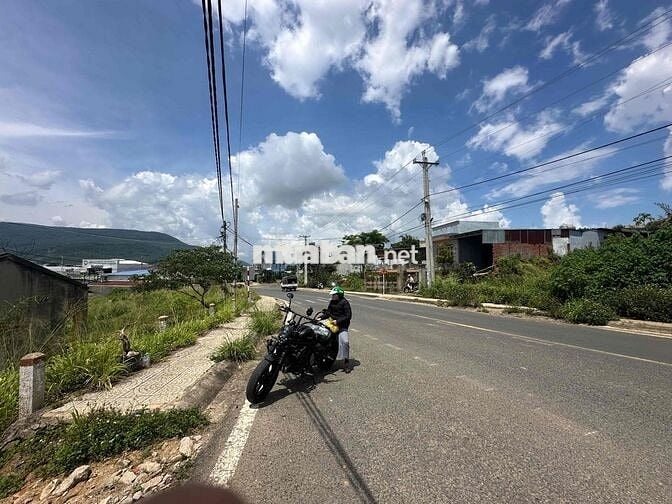 Bán đất 1,2 mẫu có 400m² thổ cư và 4 sào cao ráo tại Ka Đô, Đơn Dương