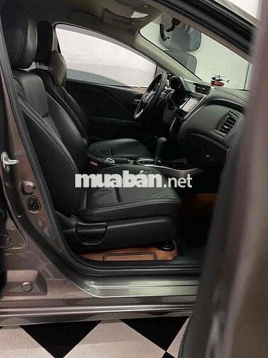 Honda City 2018 1.5 TOP - 16000 km