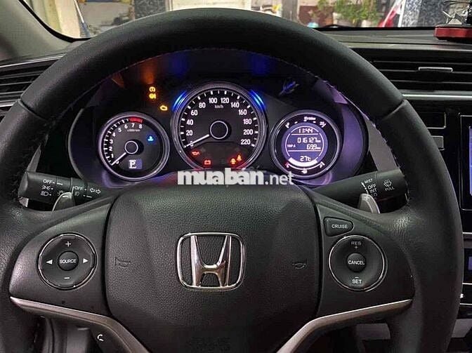 Honda City 2018 1.5 TOP - 16000 km