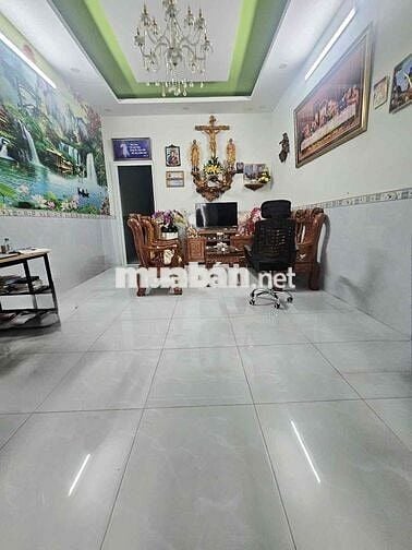 NHÀ 1TRỆT 1 LỬNG 110m2 - HẺM XE HƠI CÁCH LÊ VĂN KHƯƠNG 100M - GIÁ 5T5