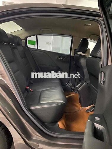 Honda City 2018 1.5 TOP - 16000 km