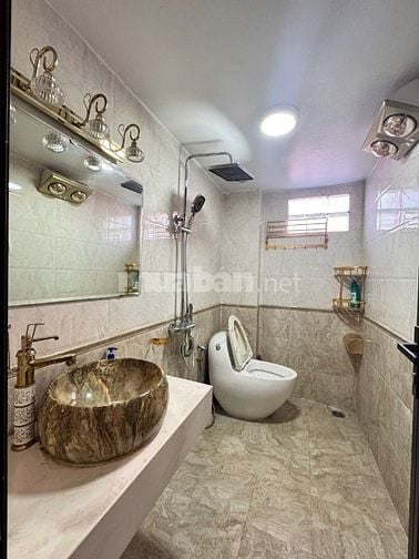 Chính chủ bán nhà tại 447 Ngọc Lâm, Long Biên, Hà Nội