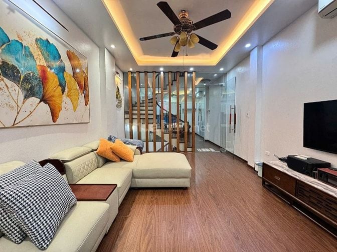 Chính chủ bán nhà tại 447 Ngọc Lâm, Long Biên, Hà Nội