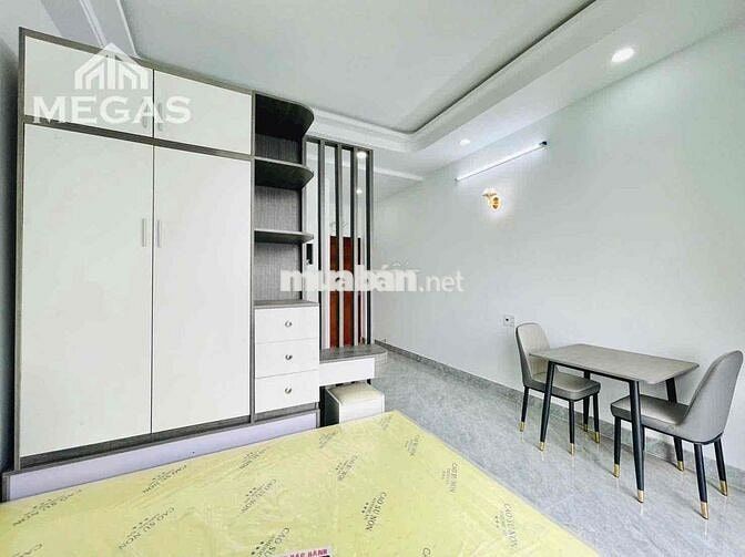 STUDIO BAN CÔNG - FULL NỘI THẤT - NHÀ MỚI 100% - NGAY LÊ VĂN QUỚI
