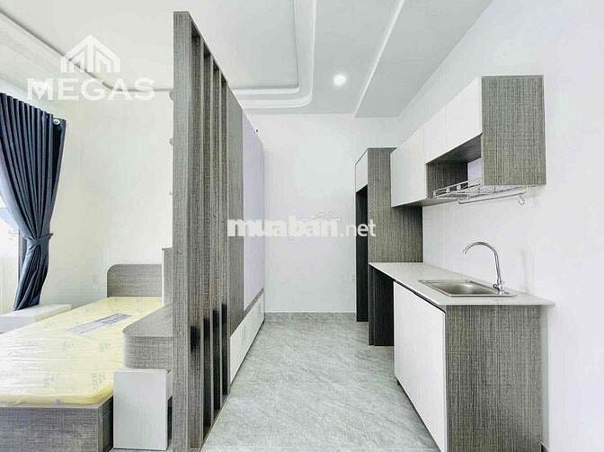 STUDIO BAN CÔNG - FULL NỘI THẤT - NHÀ MỚI 100% - NGAY LÊ VĂN QUỚI