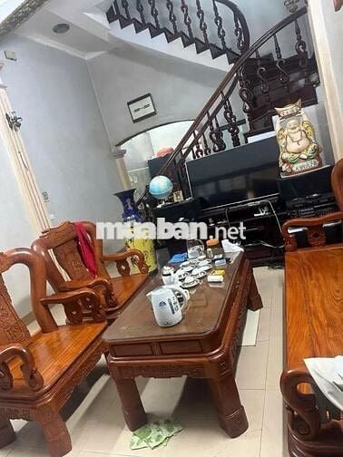 CHO THUÊ NR FULL NỘI THẤT – GẦN 87 ĐÊ LA THÀNH, ĐỐNG ĐA