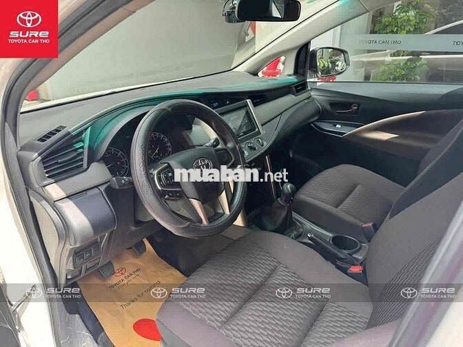 INNOVA 2.0E SỐ SÀN 2023 SIÊU LƯỚT 9.000 km