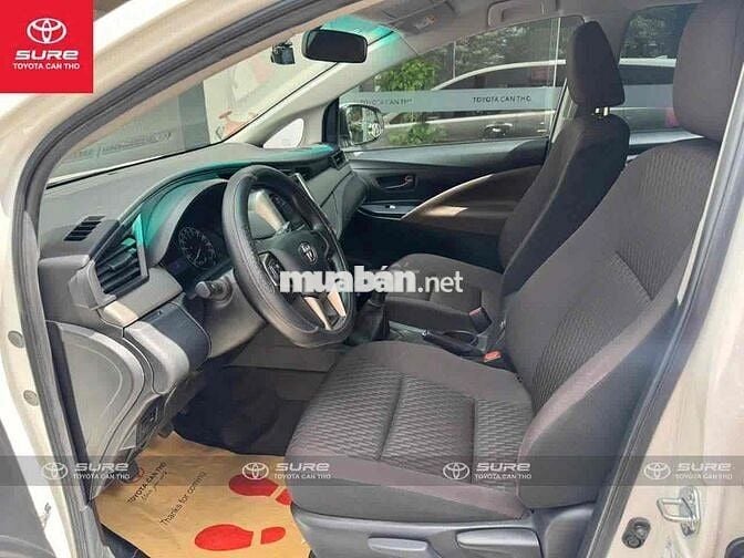 INNOVA 2.0E SỐ SÀN 2023 SIÊU LƯỚT 9.000 km