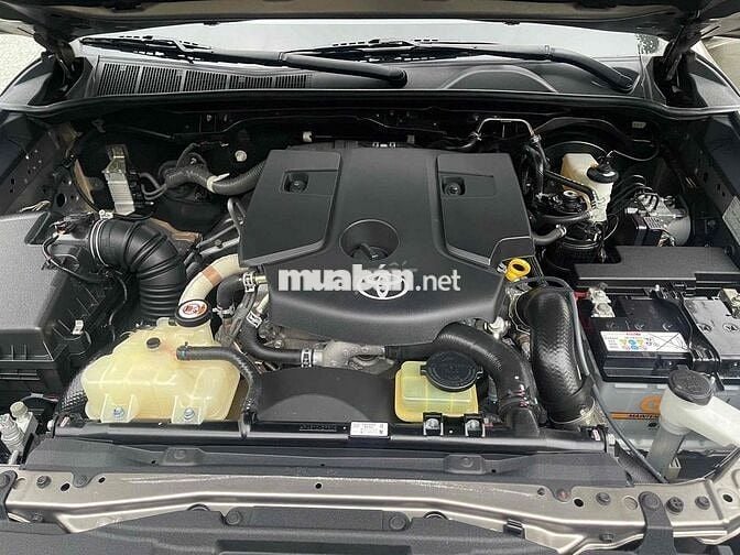 Toyota Fortuner 1 cầu, máy dầu, số tự động formmoi