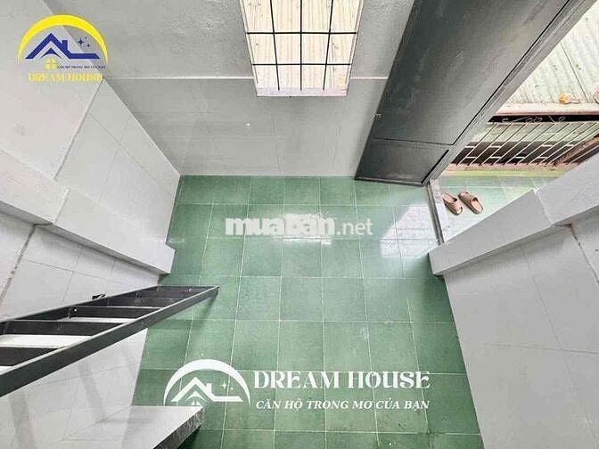 DÃY TRỌ GIÁ RẺ MỚI XÂY - CỬA SỔ TRỜI FULL CÁC PHÒNG  VÀ GÁC CAO M8